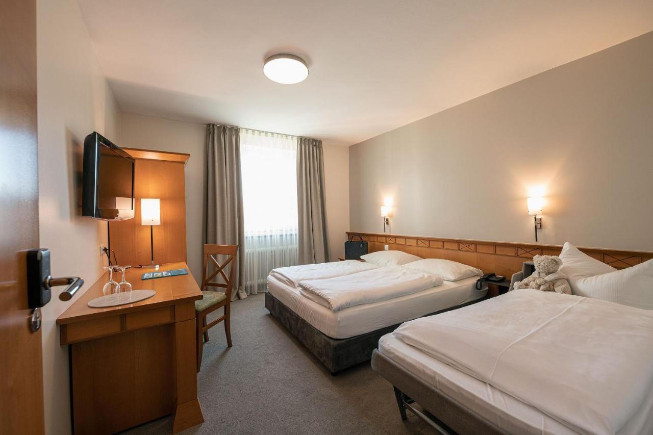 Parkhotel Schmid Adelsried Exterior foto