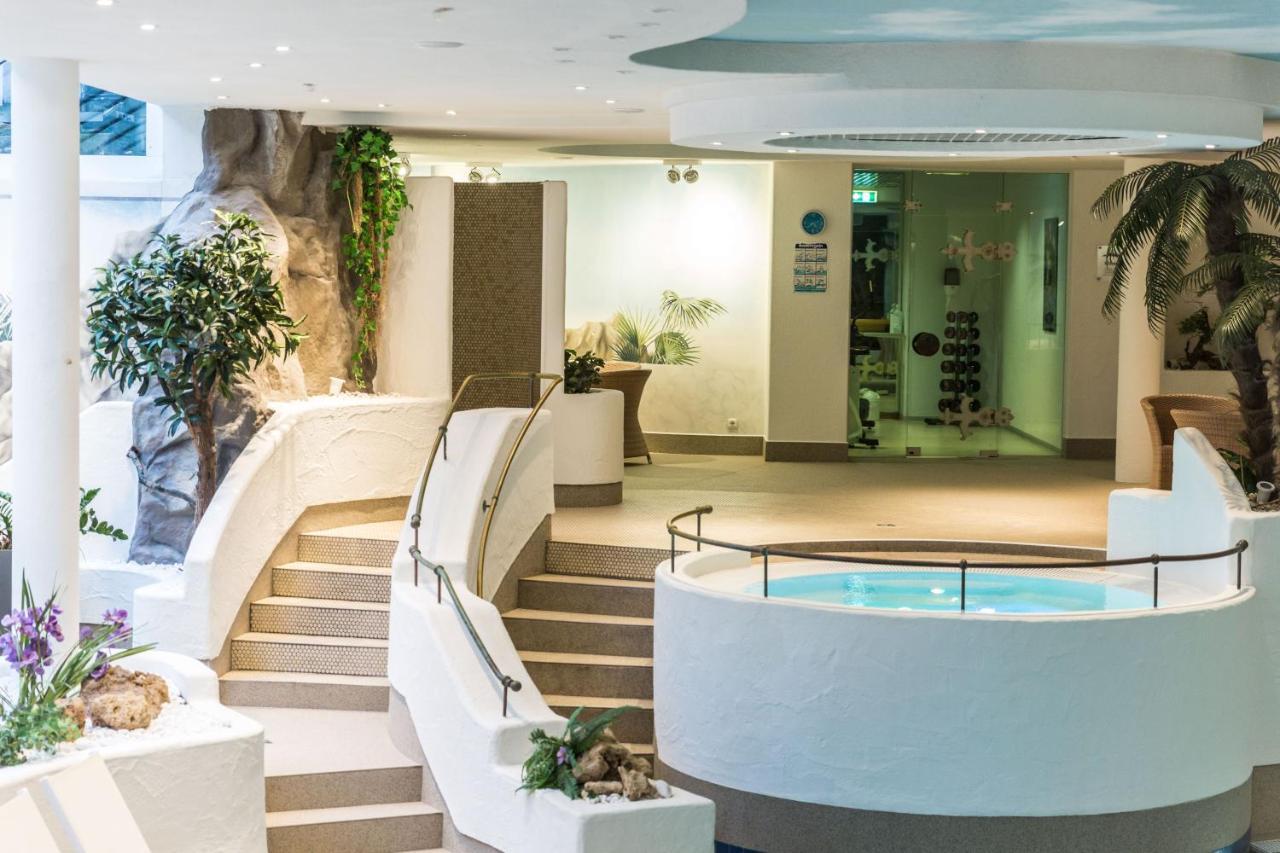 Parkhotel Schmid Adelsried Exterior foto